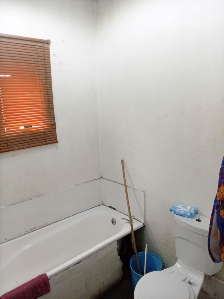 2 Bedroom Property for Sale in Leiden Western Cape